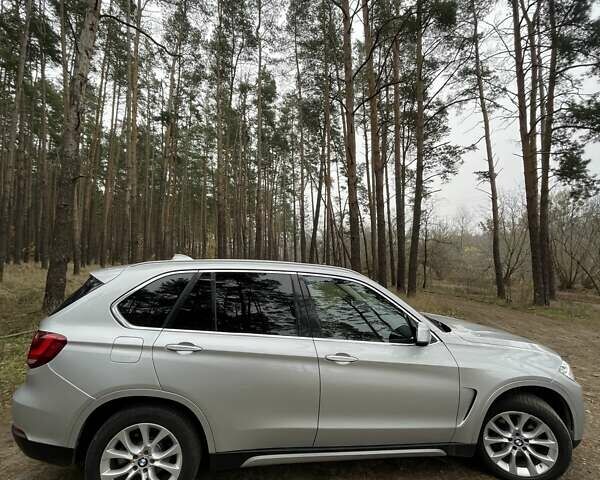 Серый БМВ Х5, объемом двигателя 2.99 л и пробегом 186 тыс. км за 25700 $, фото 4 на Automoto.ua