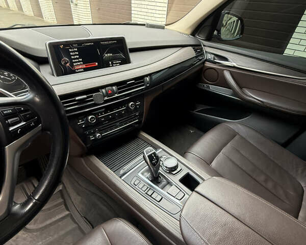 Серый БМВ Х5, объемом двигателя 2.99 л и пробегом 187 тыс. км за 28000 $, фото 21 на Automoto.ua