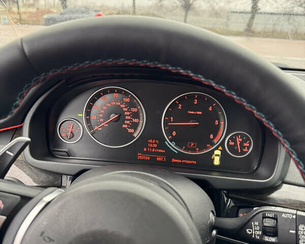 Серый БМВ Х5, объемом двигателя 3 л и пробегом 250 тыс. км за 25000 $, фото 8 на Automoto.ua