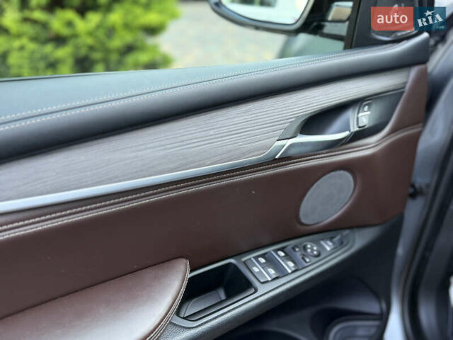 Серый БМВ Х5, объемом двигателя 2.99 л и пробегом 141 тыс. км за 38700 $, фото 14 на Automoto.ua