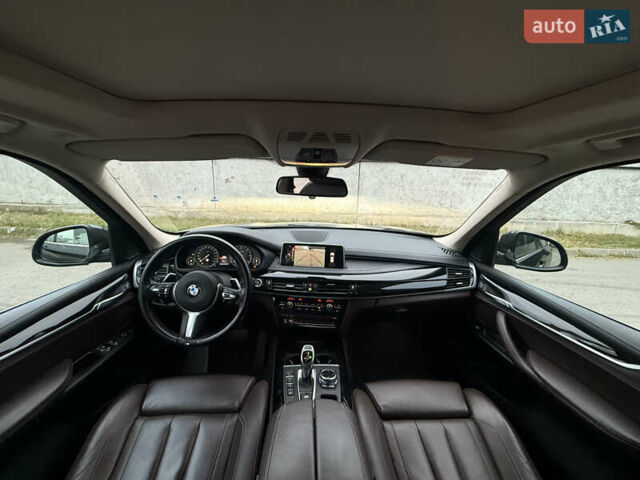 Серый БМВ Х5, объемом двигателя 2.99 л и пробегом 259 тыс. км за 27999 $, фото 23 на Automoto.ua