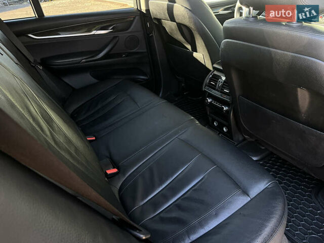 Серый БМВ Х5, объемом двигателя 2.98 л и пробегом 142 тыс. км за 20900 $, фото 30 на Automoto.ua