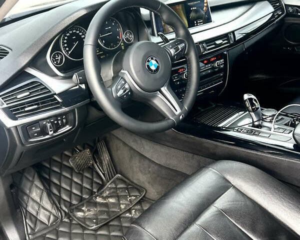 Сірий БМВ Х5, об'ємом двигуна 2 л та пробігом 197 тис. км за 24000 $, фото 7 на Automoto.ua