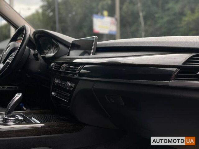Серый БМВ Х5, объемом двигателя 3 л и пробегом 115 тыс. км за 26500 $, фото 14 на Automoto.ua