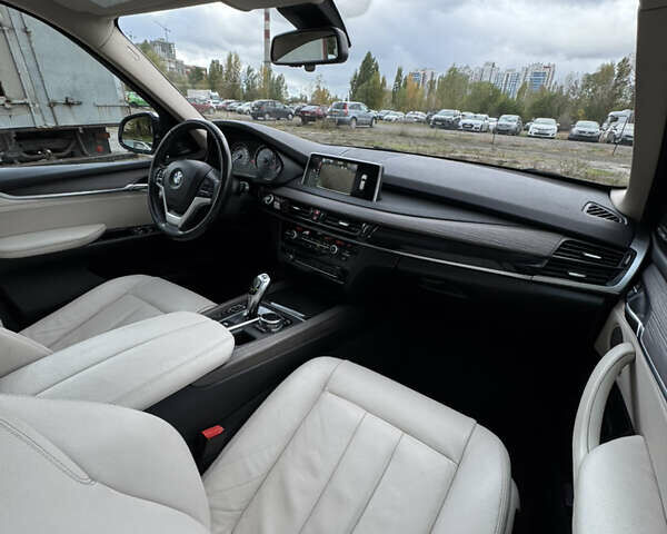 Серый БМВ Х5, объемом двигателя 2.99 л и пробегом 177 тыс. км за 29500 $, фото 26 на Automoto.ua