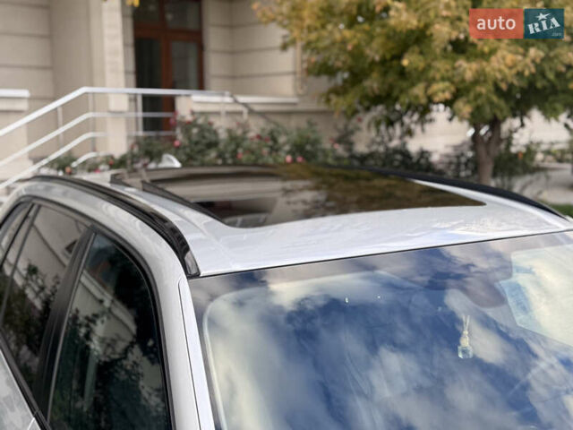 Серый БМВ Х5, объемом двигателя 3 л и пробегом 161 тыс. км за 21990 $, фото 24 на Automoto.ua