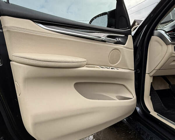 Серый БМВ Х5, объемом двигателя 2.98 л и пробегом 187 тыс. км за 25500 $, фото 10 на Automoto.ua