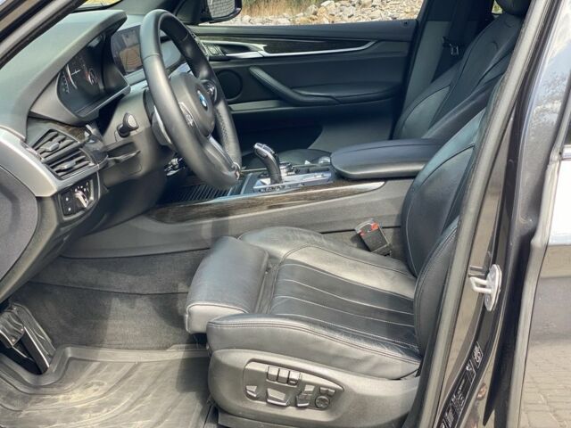 Серый БМВ Х5, объемом двигателя 2 л и пробегом 232 тыс. км за 27000 $, фото 7 на Automoto.ua