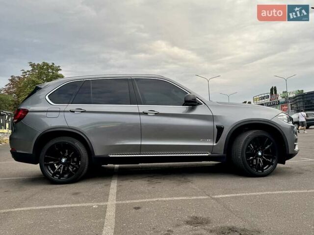 Серый БМВ Х5, объемом двигателя 2.98 л и пробегом 105 тыс. км за 24500 $, фото 12 на Automoto.ua