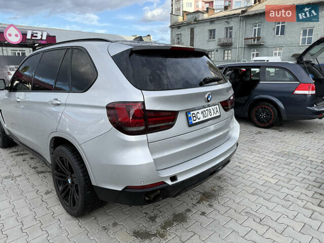Серый БМВ Х5, объемом двигателя 2.98 л и пробегом 350 тыс. км за 18000 $, фото 12 на Automoto.ua