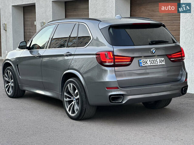 Серый БМВ Х5, объемом двигателя 2.99 л и пробегом 256 тыс. км за 30500 $, фото 10 на Automoto.ua
