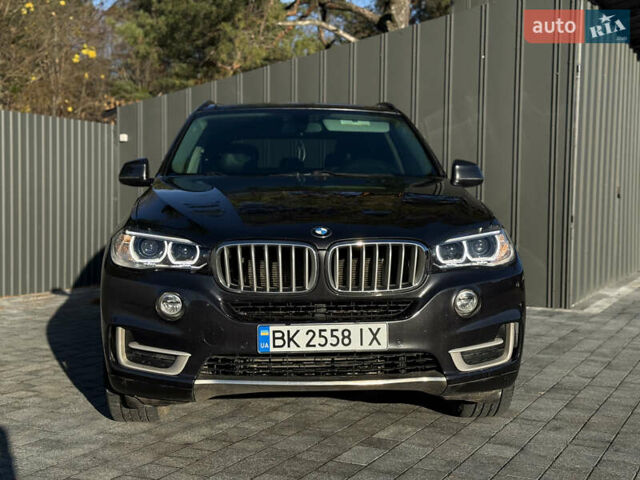 Серый БМВ Х5, объемом двигателя 2.98 л и пробегом 142 тыс. км за 20900 $, фото 2 на Automoto.ua