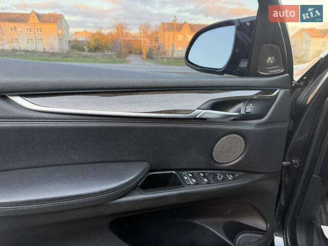 Серый БМВ Х5, объемом двигателя 2.98 л и пробегом 264 тыс. км за 18500 $, фото 18 на Automoto.ua