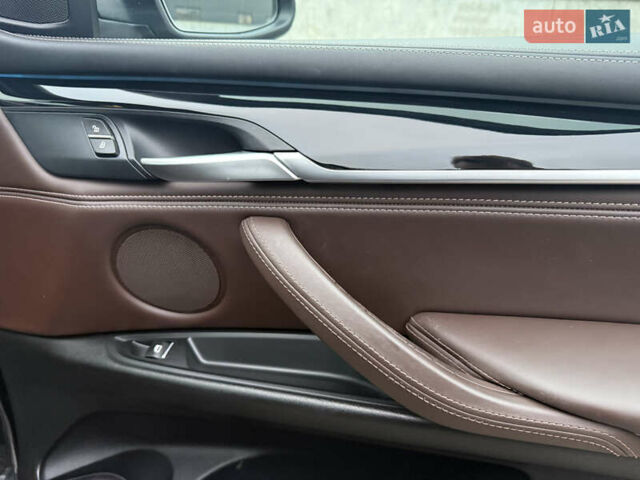 Серый БМВ Х5, объемом двигателя 2.99 л и пробегом 259 тыс. км за 27999 $, фото 14 на Automoto.ua