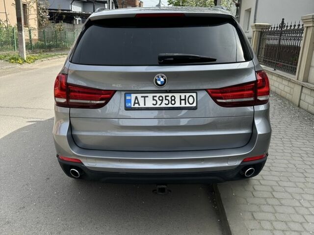 Серый БМВ Х5, объемом двигателя 3 л и пробегом 249 тыс. км за 24500 $, фото 4 на Automoto.ua