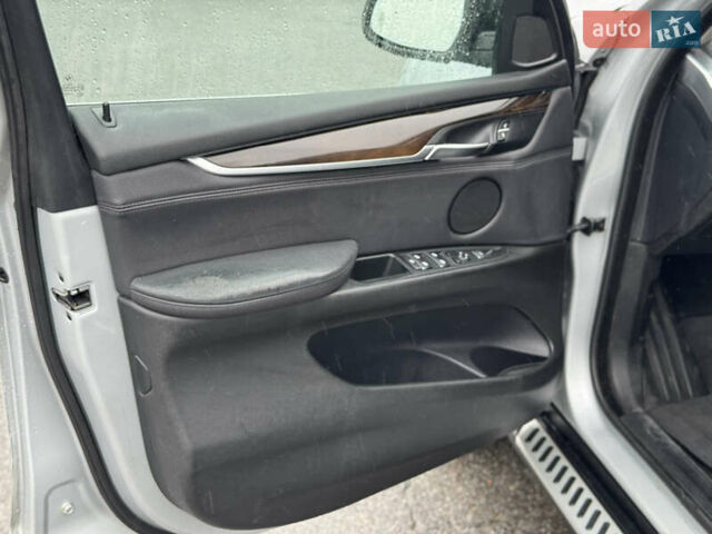 Сірий БМВ Х5, об'ємом двигуна 3 л та пробігом 240 тис. км за 15400 $, фото 10 на Automoto.ua
