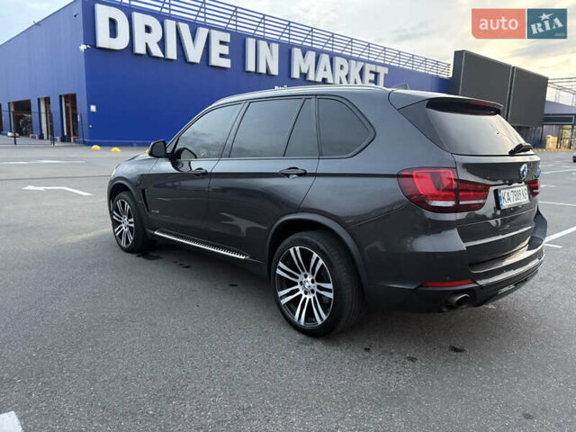 Сірий БМВ Х5, об'ємом двигуна 3 л та пробігом 244 тис. км за 19900 $, фото 13 на Automoto.ua