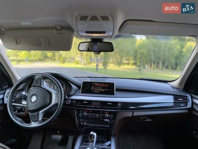 Сірий БМВ Х5, об'ємом двигуна 2.99 л та пробігом 260 тис. км за 25777 $, фото 38 на Automoto.ua