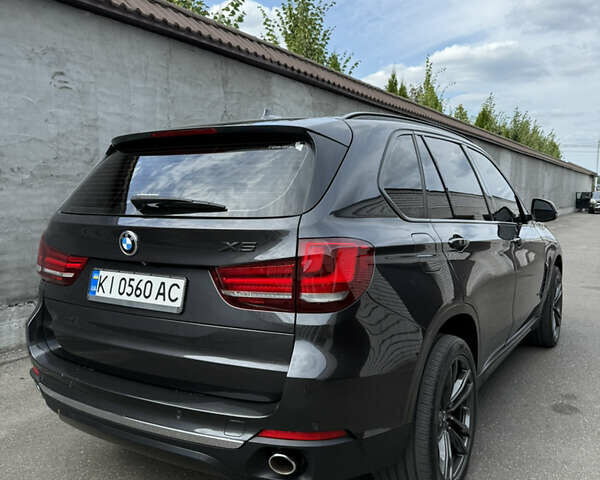 Серый БМВ Х5, объемом двигателя 2.99 л и пробегом 187 тыс. км за 28000 $, фото 2 на Automoto.ua