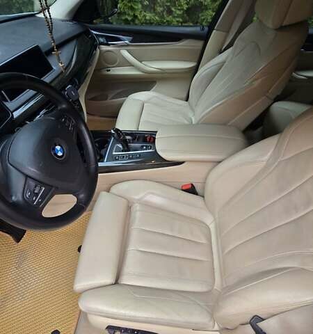 БМВ Х5 2014 в Днепре (Днепропетровске) на Automoto.ua Серый БМВ Х5, объемом двигателя 2.98 л и пробегом 208 тыс. км за 25900 $, фото 13 на Automoto.ua