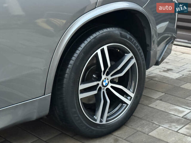 Сірий БМВ Х5, об'ємом двигуна 2.99 л та пробігом 195 тис. км за 33700 $, фото 29 на Automoto.ua