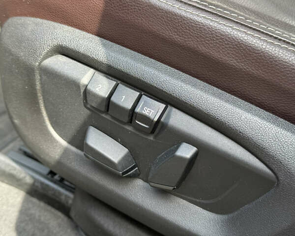 Серый БМВ Х5, объемом двигателя 2.99 л и пробегом 187 тыс. км за 28000 $, фото 24 на Automoto.ua