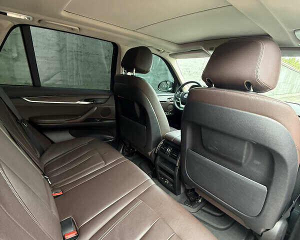 Серый БМВ Х5, объемом двигателя 2.99 л и пробегом 187 тыс. км за 28000 $, фото 13 на Automoto.ua