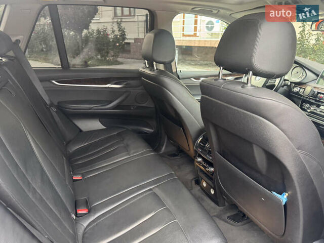 Серый БМВ Х5, объемом двигателя 3 л и пробегом 161 тыс. км за 21990 $, фото 79 на Automoto.ua