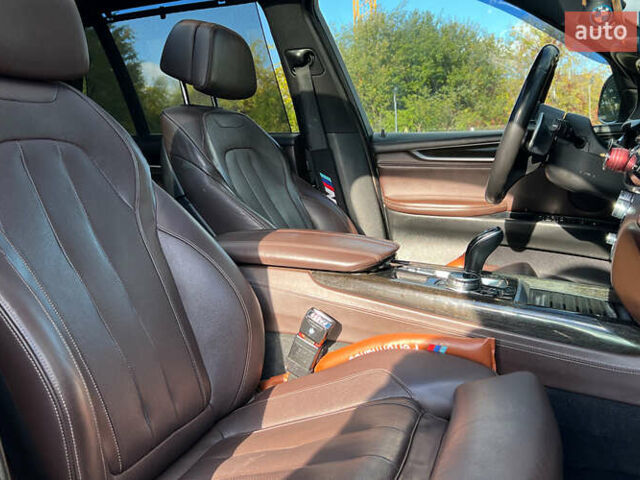 Серый БМВ Х5, объемом двигателя 2.98 л и пробегом 143 тыс. км за 28200 $, фото 19 на Automoto.ua