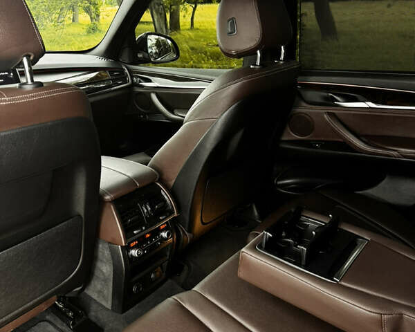 Серый БМВ Х5, объемом двигателя 2.99 л и пробегом 196 тыс. км за 37000 $, фото 36 на Automoto.ua