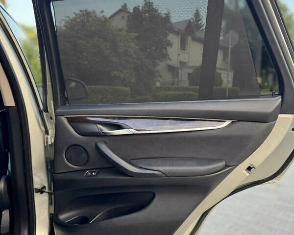 Серый БМВ Х5, объемом двигателя 2.98 л и пробегом 224 тыс. км за 17999 $, фото 36 на Automoto.ua