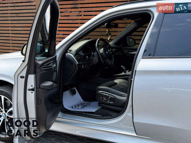 Серый БМВ Х5, объемом двигателя 2.99 л и пробегом 233 тыс. км за 38000 $, фото 19 на Automoto.ua