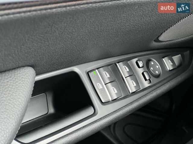Серый БМВ Х5, объемом двигателя 2.98 л и пробегом 150 тыс. км за 24500 $, фото 19 на Automoto.ua
