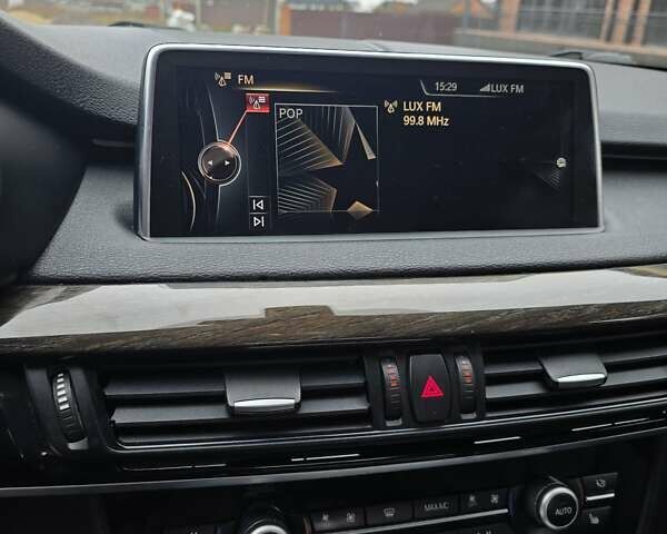 Сірий БМВ Х5, об'ємом двигуна 2.99 л та пробігом 214 тис. км за 25750 $, фото 23 на Automoto.ua