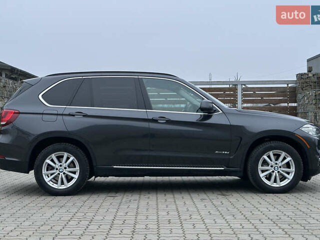 Серый БМВ Х5, объемом двигателя 3 л и пробегом 198 тыс. км за 25999 $, фото 32 на Automoto.ua