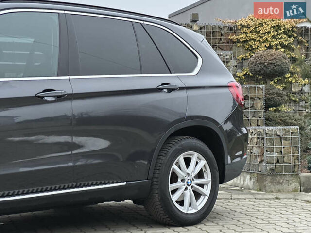 Серый БМВ Х5, объемом двигателя 3 л и пробегом 198 тыс. км за 25999 $, фото 5 на Automoto.ua