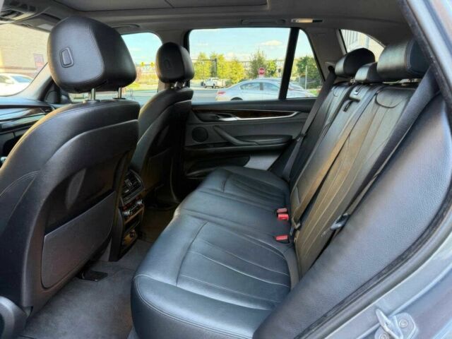 Сірий БМВ Х5, об'ємом двигуна 3 л та пробігом 75 тис. км за 19700 $, фото 15 на Automoto.ua