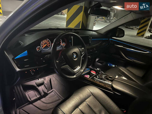 Серый БМВ Х5, объемом двигателя 3 л и пробегом 111 тыс. км за 27999 $, фото 10 на Automoto.ua