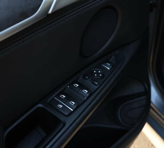 Серый БМВ Х5, объемом двигателя 2.99 л и пробегом 247 тыс. км за 23500 $, фото 14 на Automoto.ua