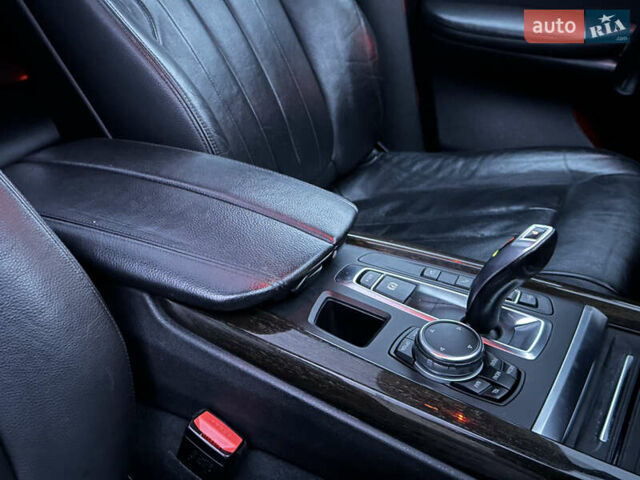 Серый БМВ Х5, объемом двигателя 3 л и пробегом 198 тыс. км за 25999 $, фото 98 на Automoto.ua