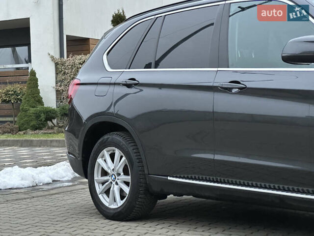 Серый БМВ Х5, объемом двигателя 3 л и пробегом 198 тыс. км за 25999 $, фото 25 на Automoto.ua