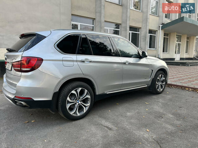 Серый БМВ Х5, объемом двигателя 2 л и пробегом 85 тыс. км за 29500 $, фото 7 на Automoto.ua