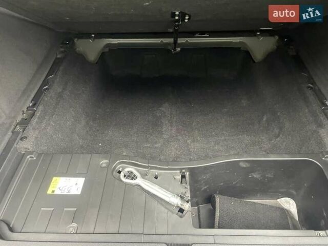 Сірий БМВ Х5, об'ємом двигуна 2.99 л та пробігом 246 тис. км за 32500 $, фото 18 на Automoto.ua