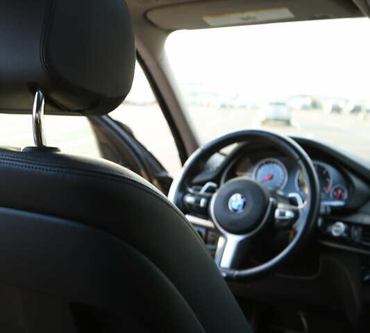 Серый БМВ Х5, объемом двигателя 2.99 л и пробегом 247 тыс. км за 23500 $, фото 21 на Automoto.ua