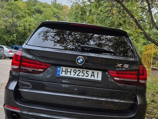 Серый БМВ Х5, объемом двигателя 3 л и пробегом 252 тыс. км за 21900 $, фото 15 на Automoto.ua