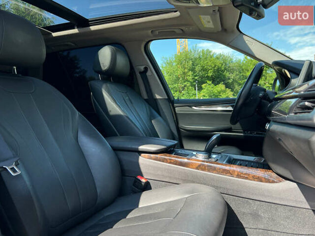 Сірий БМВ Х5, об'ємом двигуна 2.99 л та пробігом 140 тис. км за 26690 $, фото 8 на Automoto.ua