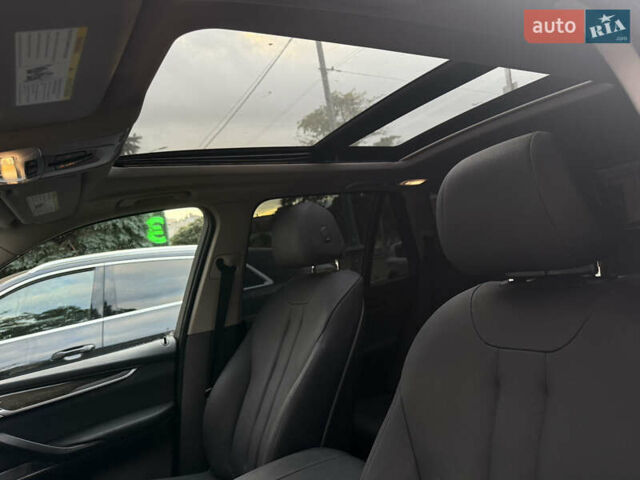 Серый БМВ Х5, объемом двигателя 3 л и пробегом 138 тыс. км за 23000 $, фото 10 на Automoto.ua