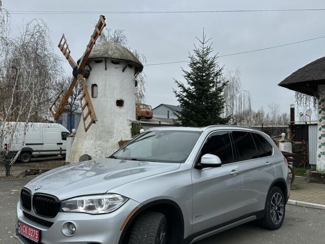 Серый БМВ Х5, объемом двигателя 3 л и пробегом 260 тыс. км за 30999 $, фото 20 на Automoto.ua