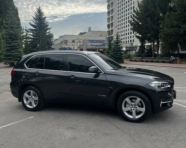 Серый БМВ Х5, объемом двигателя 2.99 л и пробегом 199 тыс. км за 33000 $, фото 1 на Automoto.ua