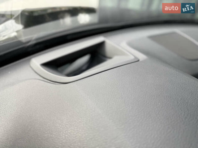 Сірий БМВ Х5, об'ємом двигуна 2.98 л та пробігом 159 тис. км за 22300 $, фото 24 на Automoto.ua